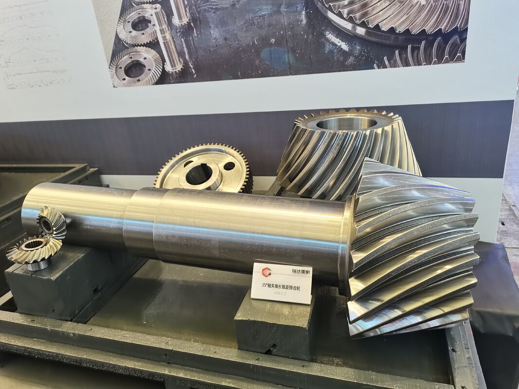 Çeşitli Endüstriyel Uygulamalar için Düz Diş Profilli Özelleştirilmiş Yüksek Sertlikte Konik Pinyon Dişlisi